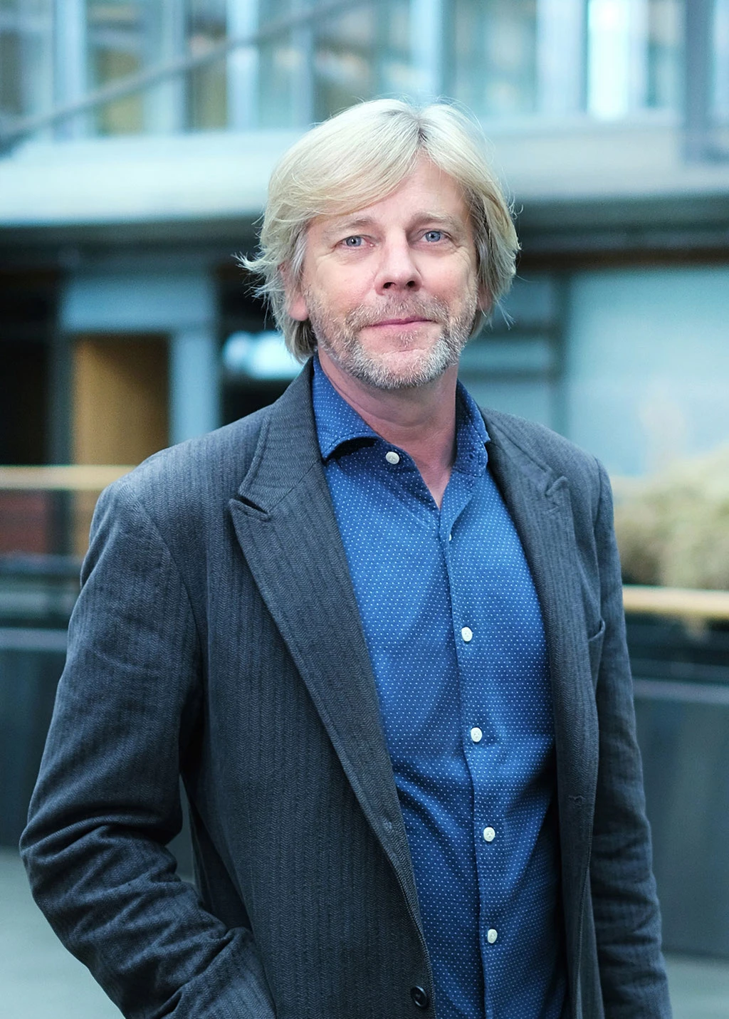 businessportrait-mann-hamburg-tina_taege_business_fotografie